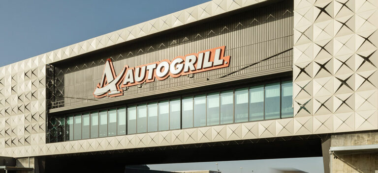 Autogrill Scaligera 24 crop (1)