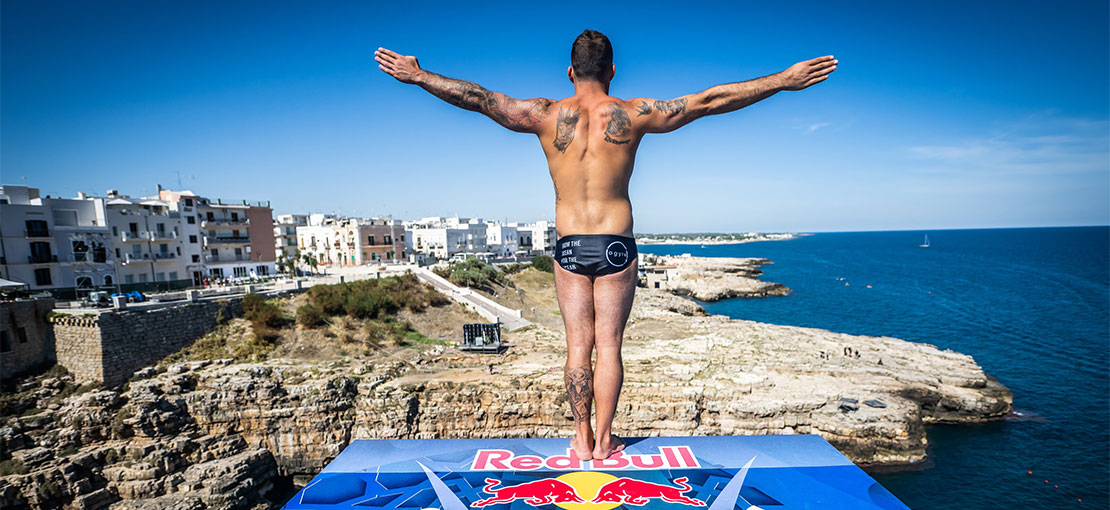 Un tuffo con i migliori high diver del mondo Autogrill
